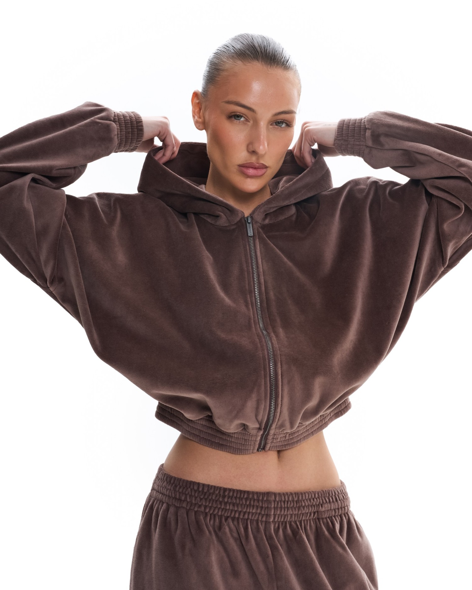 Костюм из велюра с капюшоном (палаццо) Коричневый