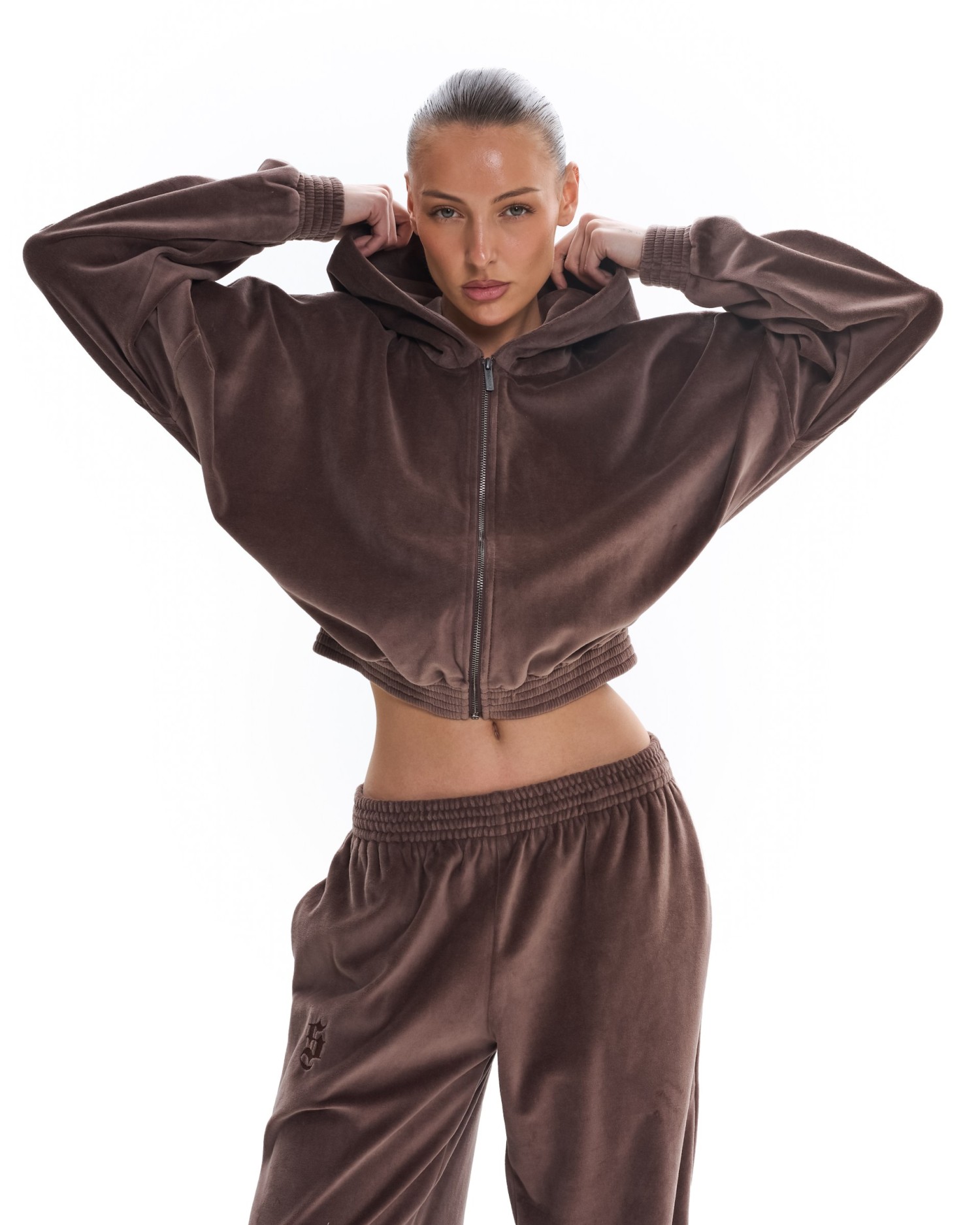 Костюм из велюра с капюшоном (палаццо) Коричневый