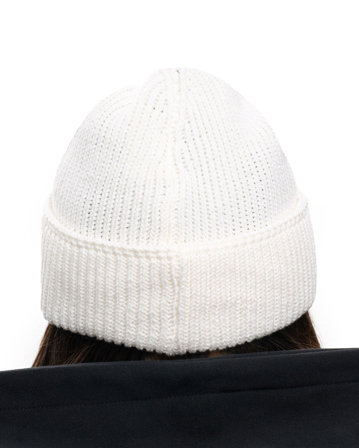 Шапка бини SUBORBIA White