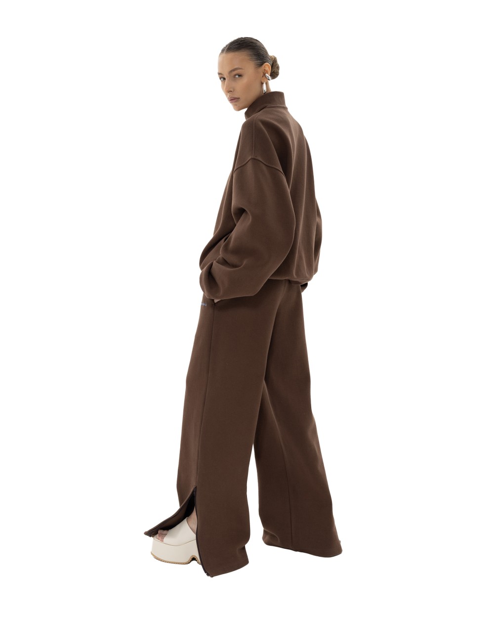 Костюм HEETS Brown
