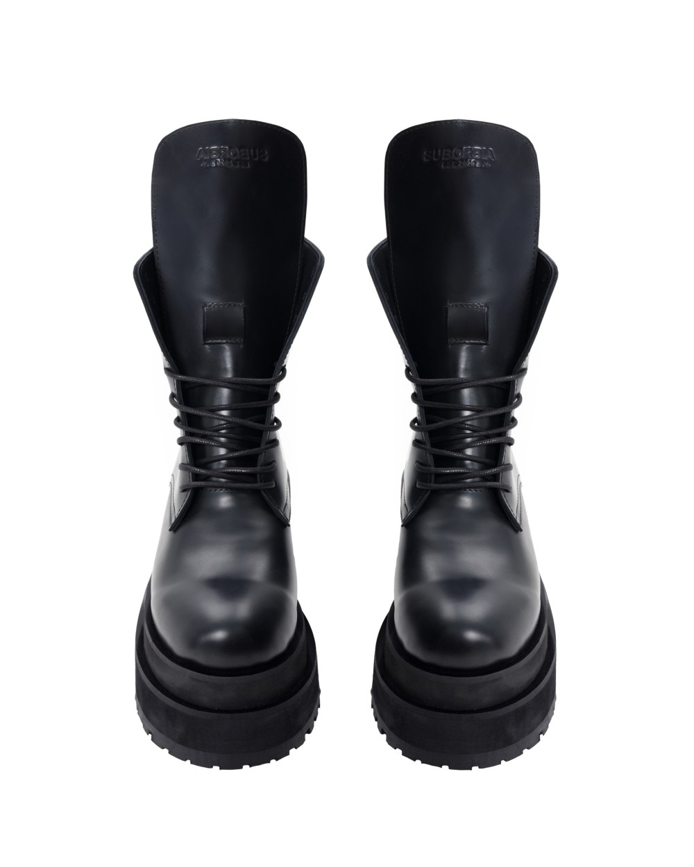 Ботинки из кожи