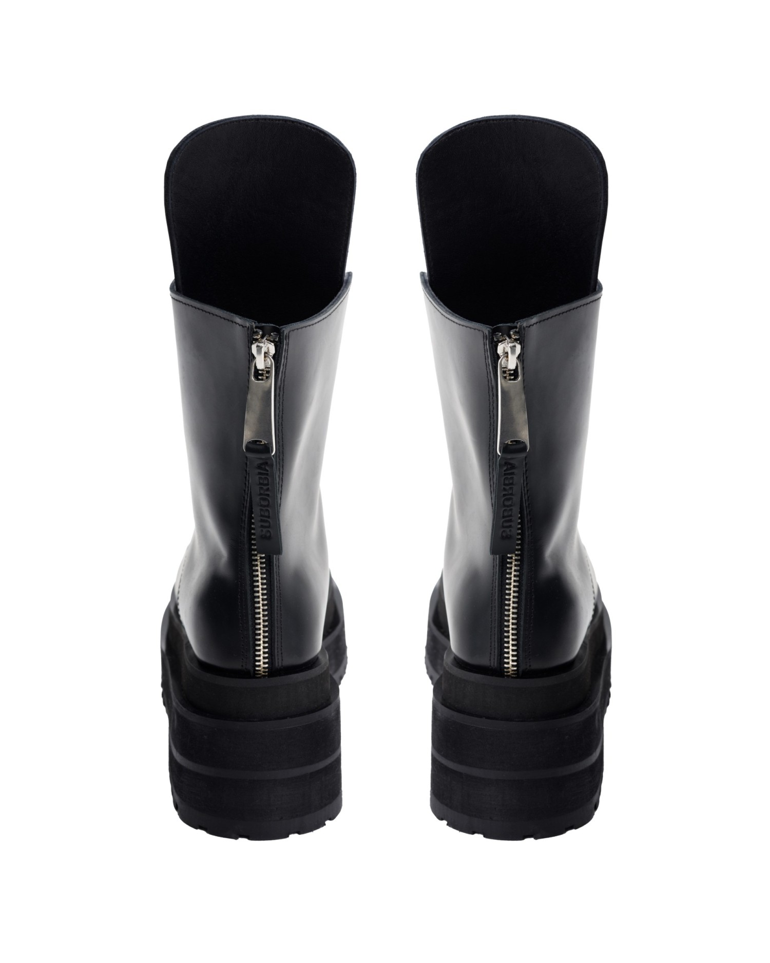 Ботинки из кожи