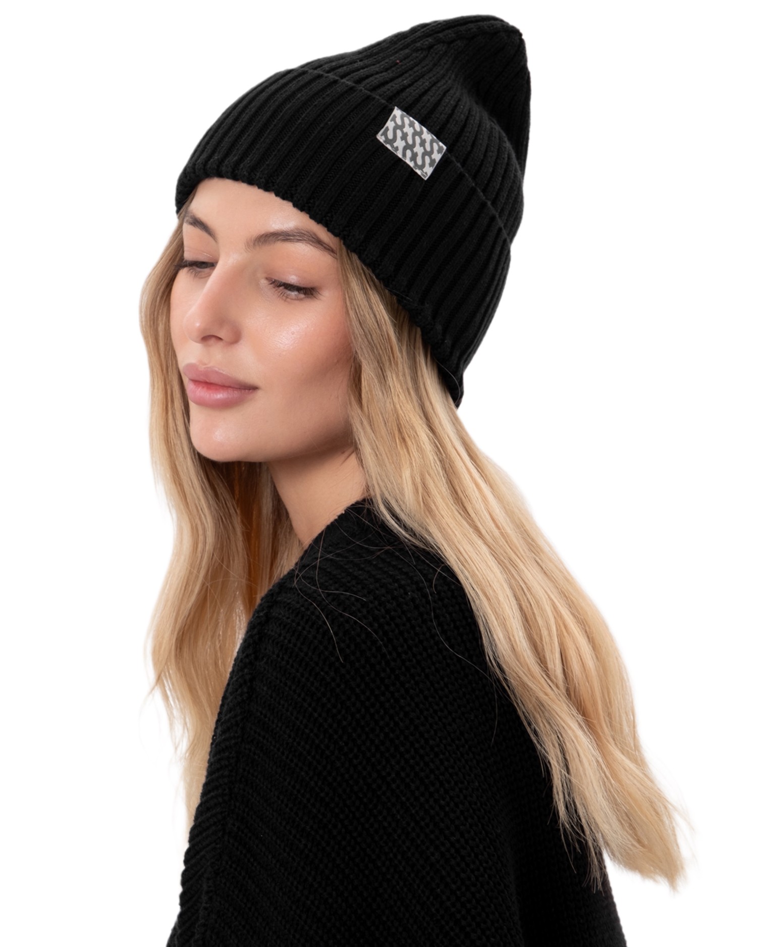 Шапка KNITTED Classic black