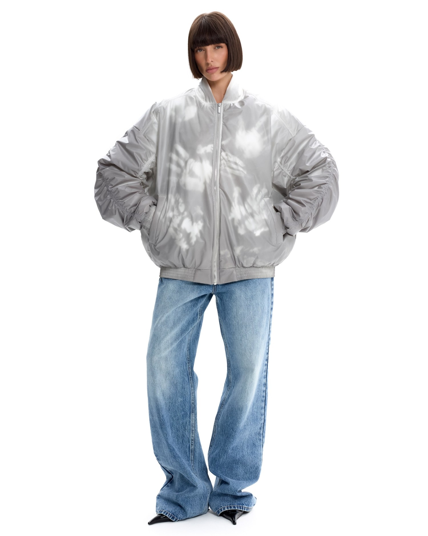 Бомбер с эффектом термохрома