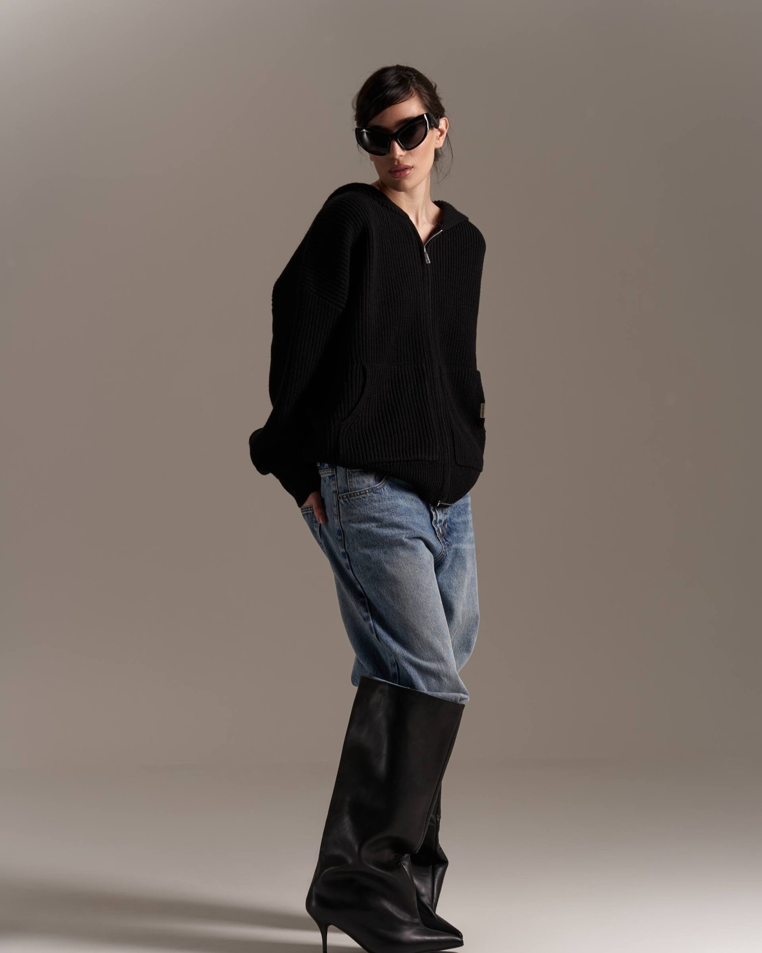 Вязаный худи с капюшоном